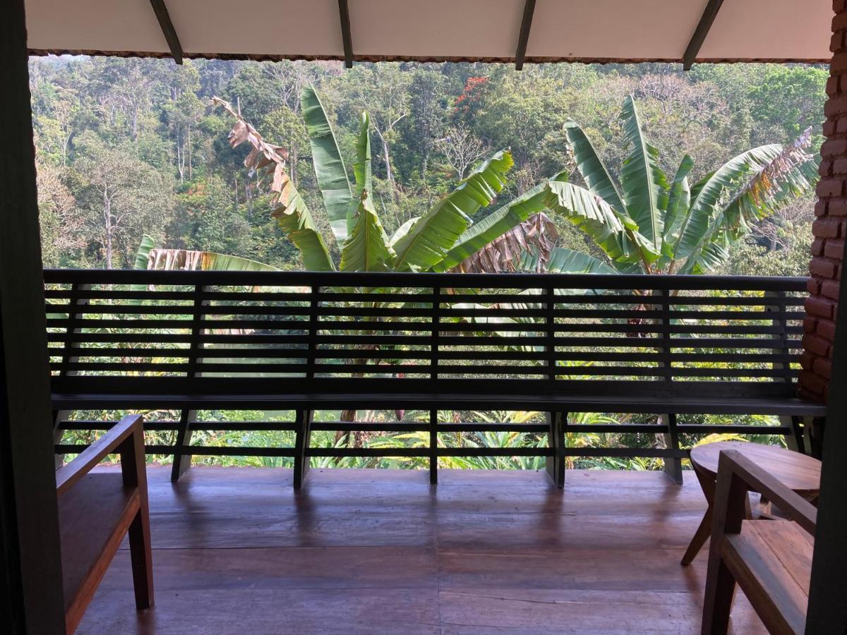 Spice Forest Plantation Homestay, Thekkady Vandiperiyār Eksteriør bilde